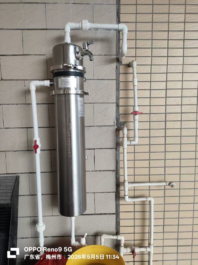 ultrafiltration water filter is installed on the main inlet pipe, as the best whole house water filtration system to help improve the whole home water quality