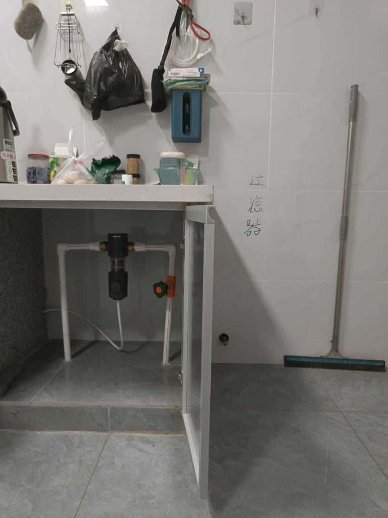 Customer installation site for a 0.1 μm PVDF water purifier system for home after an existing stainless steel mesh prefilter failed to reduce turbidity in municipal tap water.