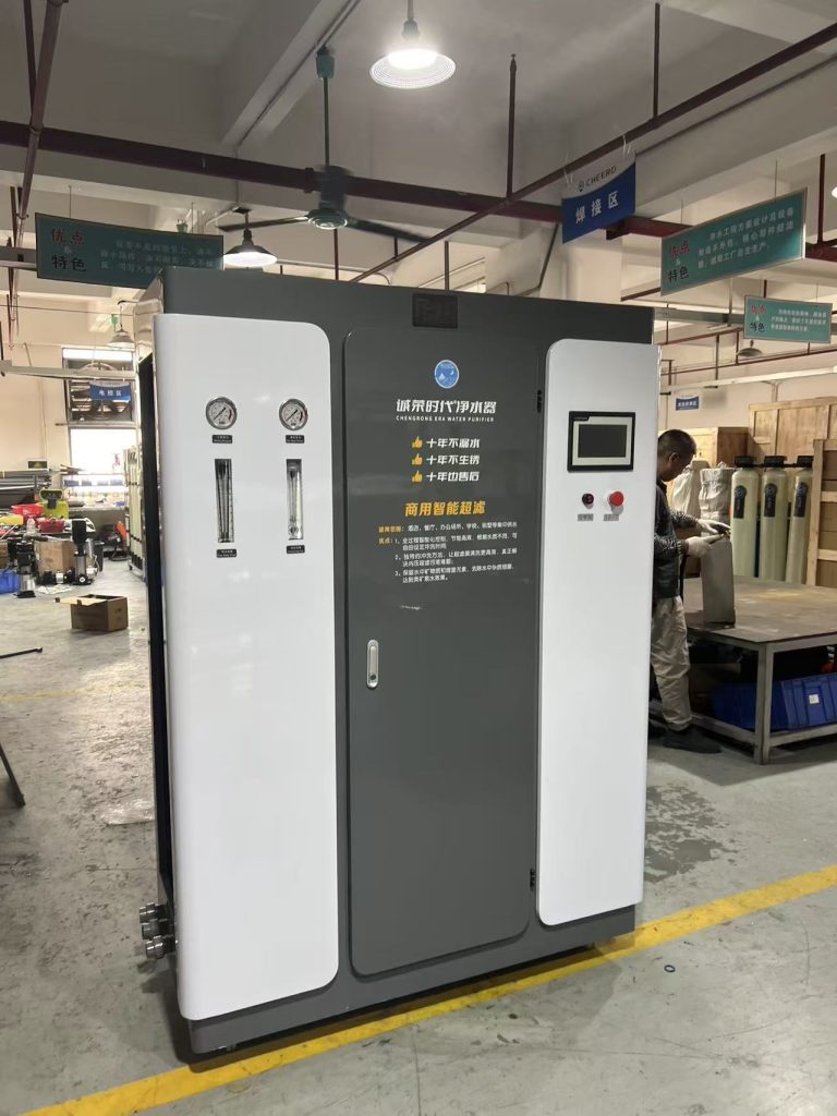 High-Capacity Mineral-Retaining Drinking Water Filtration System for Commercial Use
