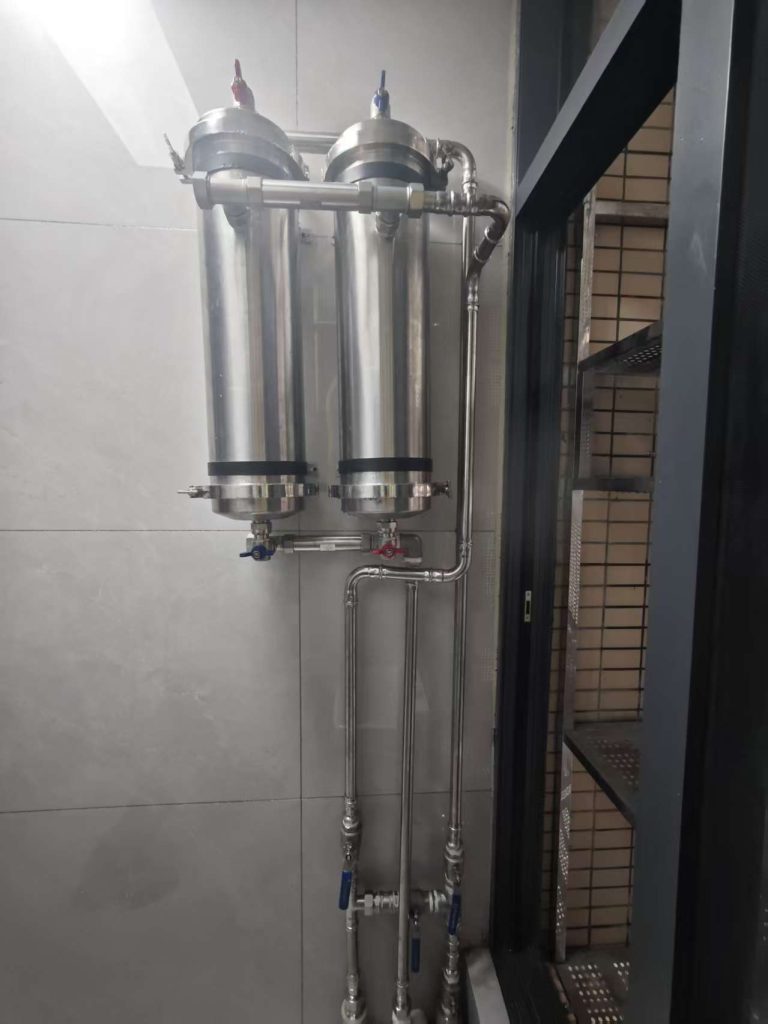 ChengrongTimes 0.01-micron PVC ultrafiltration water filtration system for entire home, installed for municipal tap water filtration and bacteria&virus interception performance.